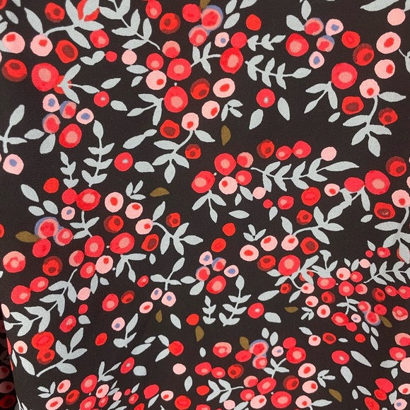 Loft Floral/Berry Long Sleeve Black Velvet Trim Keyhole Dress M Women’s EUC - Picture 10 of 13